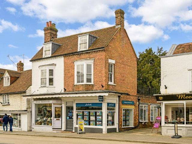 Flat for sale in Bridgefield, Kent