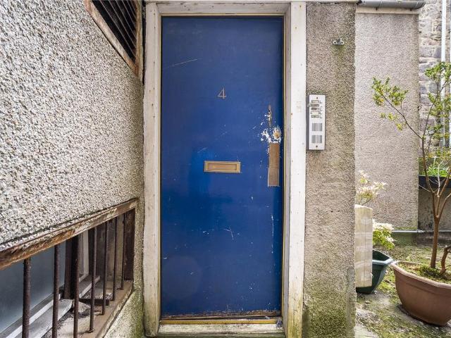 Flat for sale in Ballindoch, Scotland