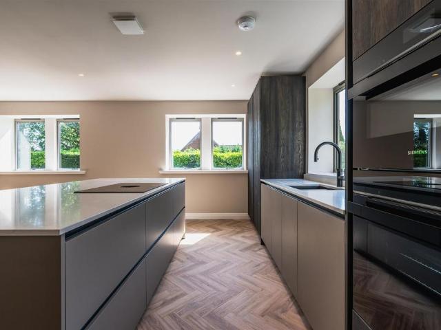 Flat for sale in Dore, South Yorkshire
