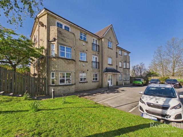 Flat for sale in Bank Top, Siddal