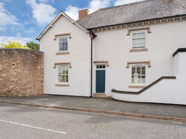 Flat for sale in Quorndon, Elmfield