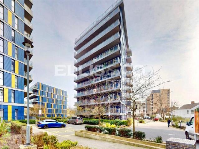 Flat for sale in Alperton, Greater London