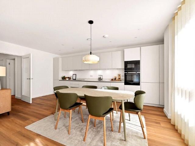 Flat for sale in St Andrews, Scotland