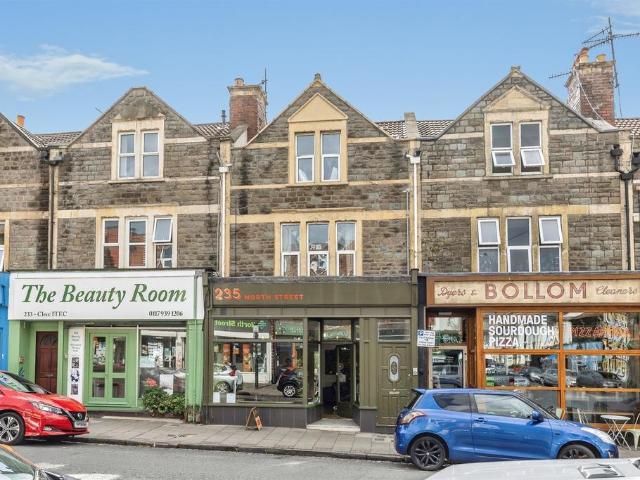 Flat for sale in Feckenham, City Of Bristol