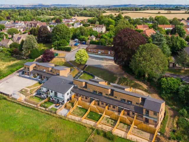 Flat for sale in Purton, Wiltshire