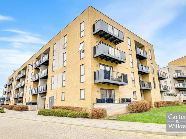 Flat for sale in Barking Riverside, Isle Of Man