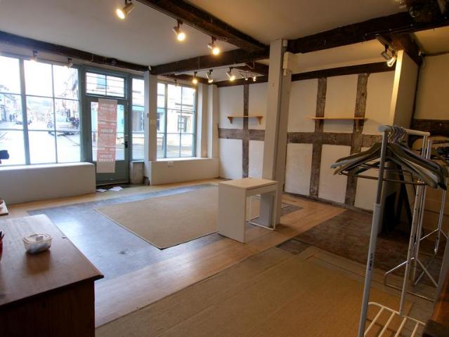 Flat for sale in Winchcombe, Pamington