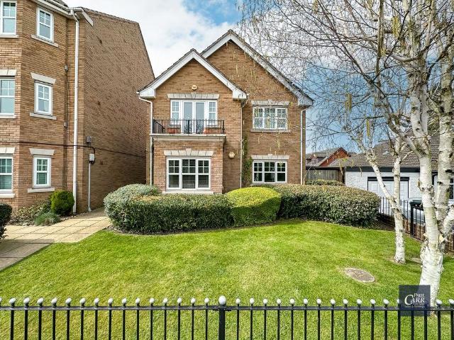 Flat for sale in Hardwick, Streetly