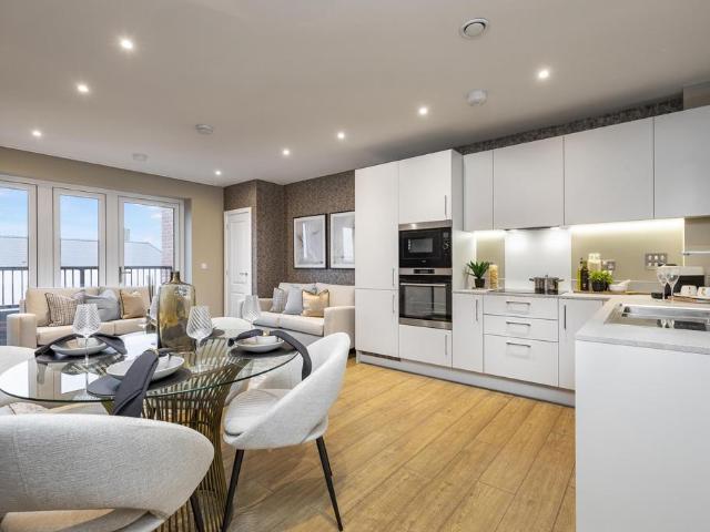 Flat for sale in Scrattons Farm, Greater London