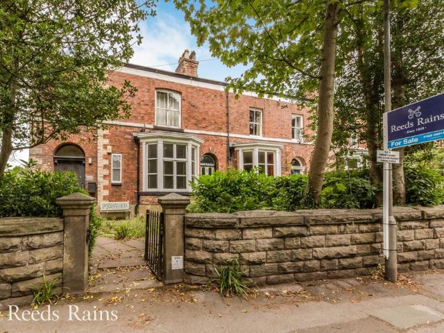 Flat for sale in Bollinbrook, Macclesfield