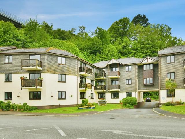 Flat for sale in Waterside, Saltash