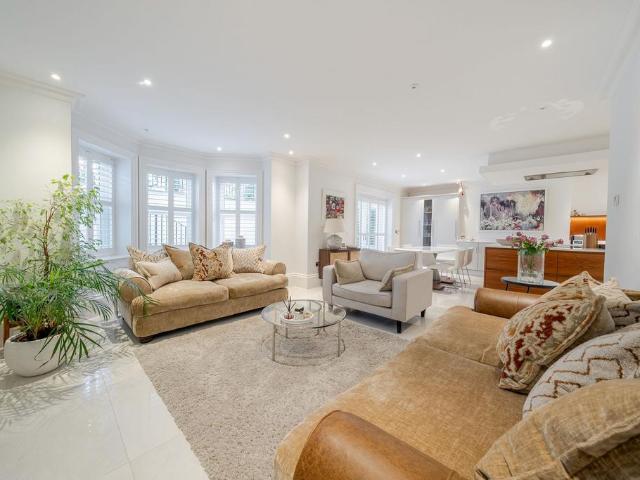 Flat for sale in Trafford Park, Greater Manchester