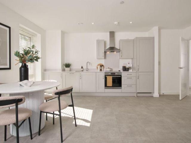 Flat for sale in Milton Keynes