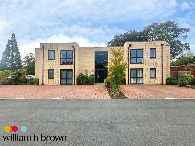 Flat for sale in Sudbury, Babergh