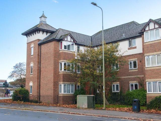 Flat for sale in The Slade, Oxfordshire