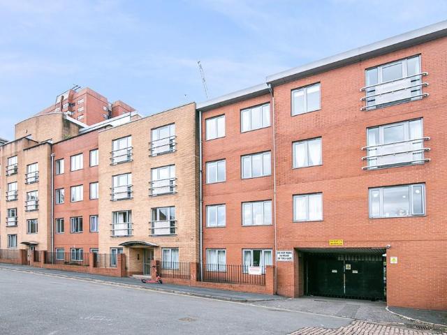 Flat for sale in Edgbaston, West Midlands