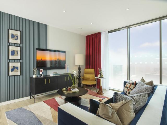 Flat for sale in E15, London