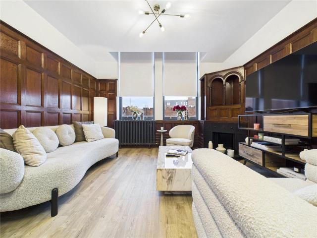 Flat for sale in Feckenham, City Of Bristol
