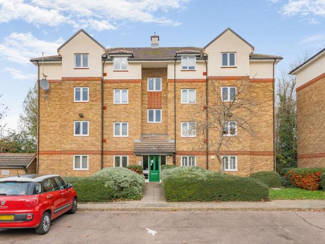 Flat for sale in London Borough of Lewisham, Isle Of Man