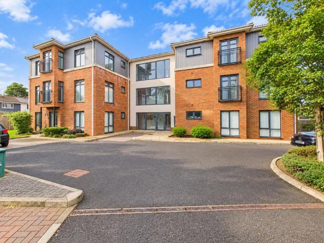Flat for sale in Hemel Hempstead, Dacorum