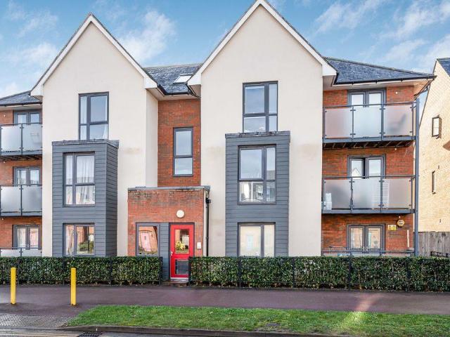 Flat for sale in Brooklands, Monkston Park