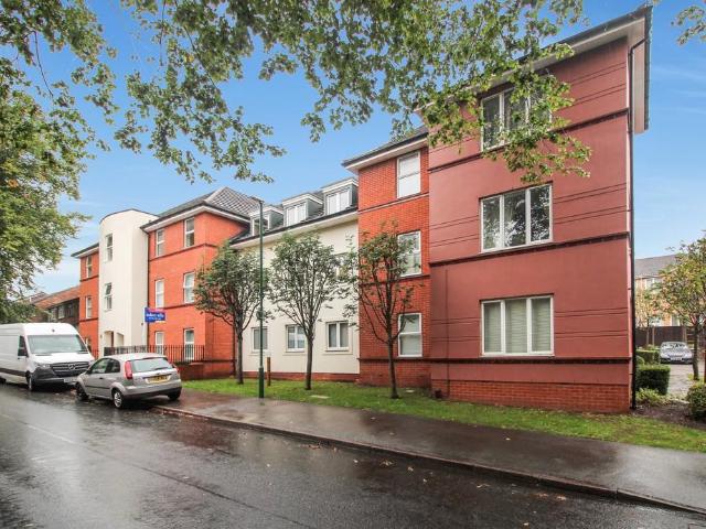 Flat for sale in Haddon, East Midlands