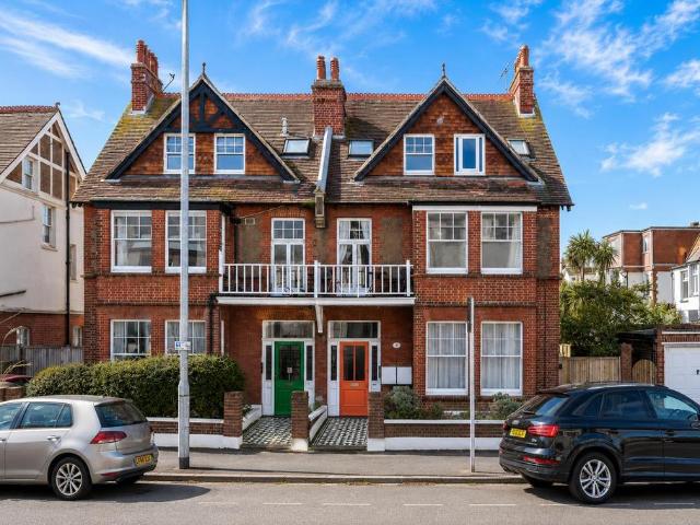 Flat for sale in Aldrington