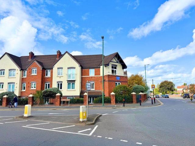 Flat for sale in Aldridge, West Midlands