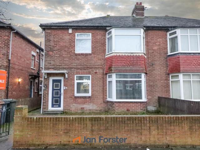 Flat for sale in Chirton, North Shields
