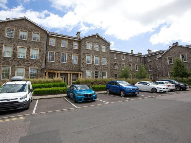 Flat for sale in Feckenham, City Of Bristol
