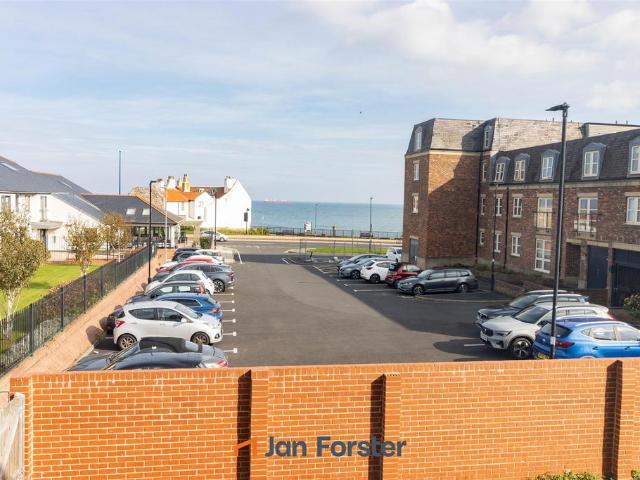 Flat for sale in Whitley Bay, Isle Of Man