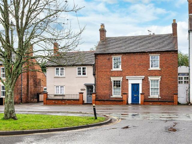 Flat for sale in Great Chatwell, Staffordshire