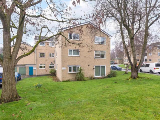 Flat for sale in Norfolk Park, Isle Of Man
