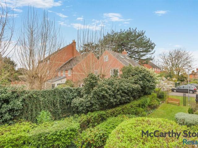 Flat for sale in Barbourne, Isle Of Man