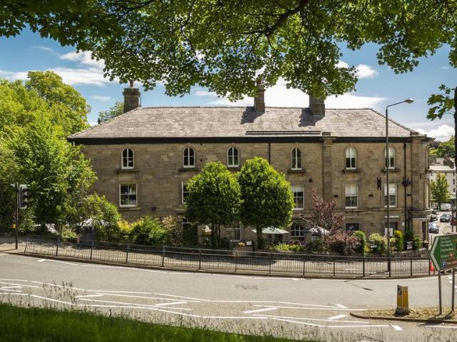 Flat for sale in Charlesworth, East Midlands