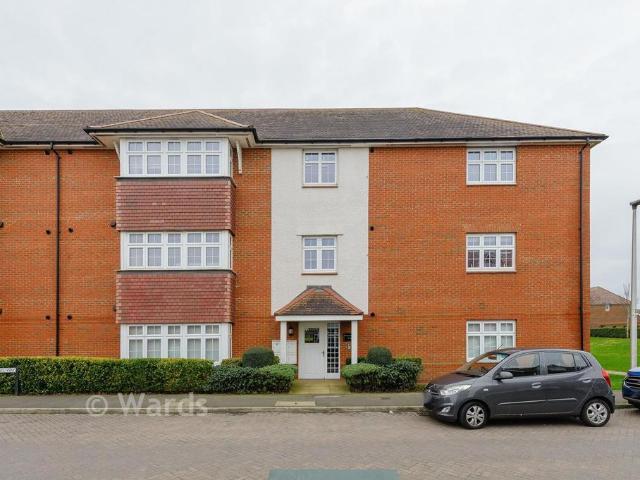 Flat for sale in Parkwood, Gillingham