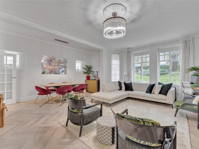 Flat for sale in St. John's Wood, Isle Of Man