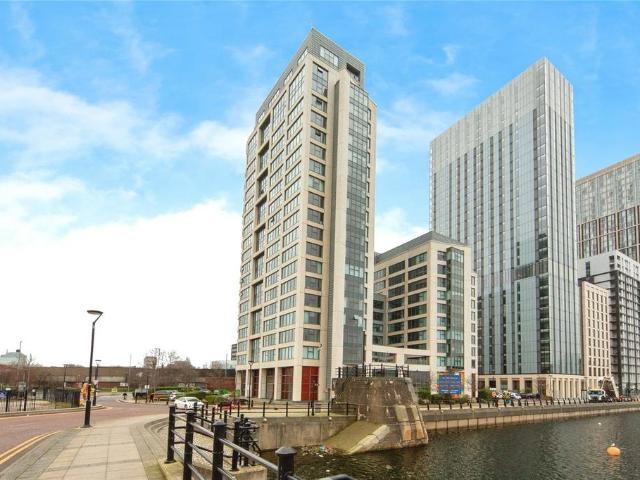 Flat for sale in Vauxhall, Liverpool