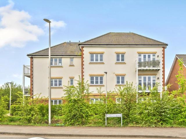 Flat for sale in Wokingham