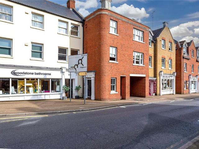 Flat for sale in Ampthill, Bedfordshire