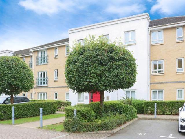 Flat for sale in Colnbrook with Poyle, Slough