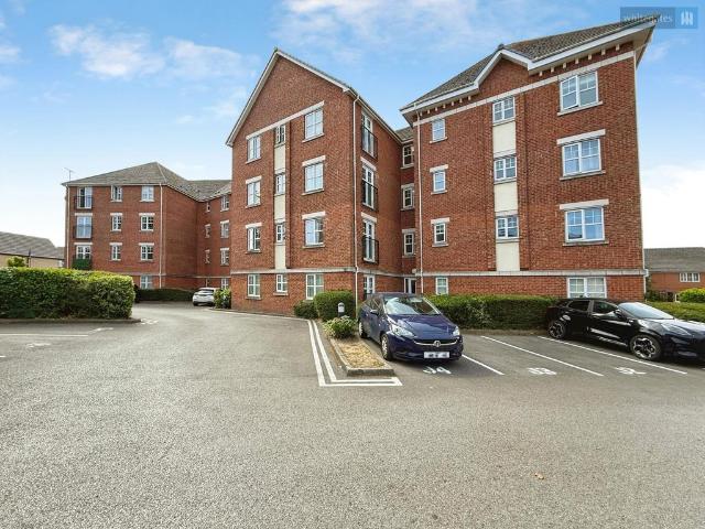 Flat for sale in Hammond Street