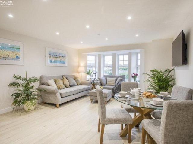 Flat for sale in Llanfair-Mathafarn-Eithaf, Benllech