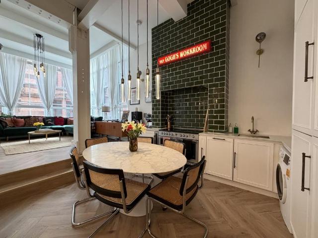 Flat for sale in City Centre, Georgia
