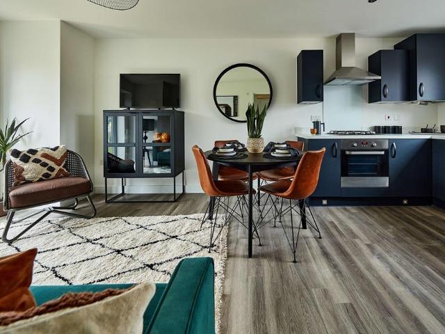 Flat for sale in Greenfields, Red Hill