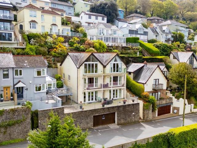 Flat for sale in Kingswear, South Hams