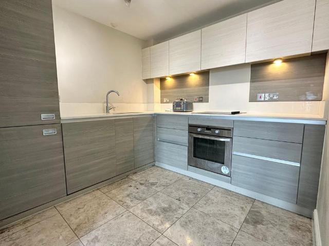 Flat for sale in Central, Heathlands