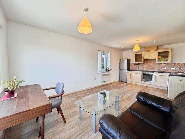 Flat for sale in Salford, Greater Manchester