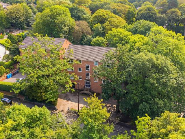 Flat for sale in Totley Rise, Sheffield