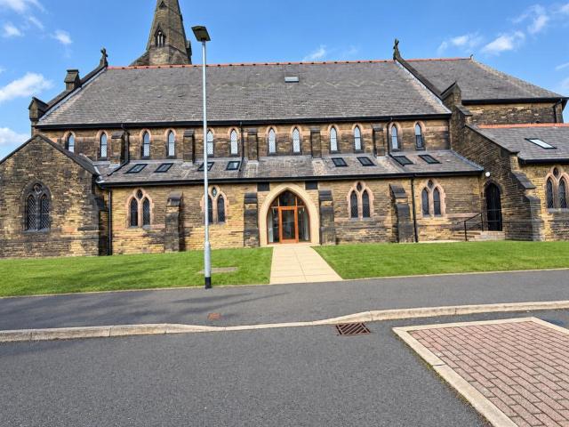Flat for sale in Hyde, Tameside